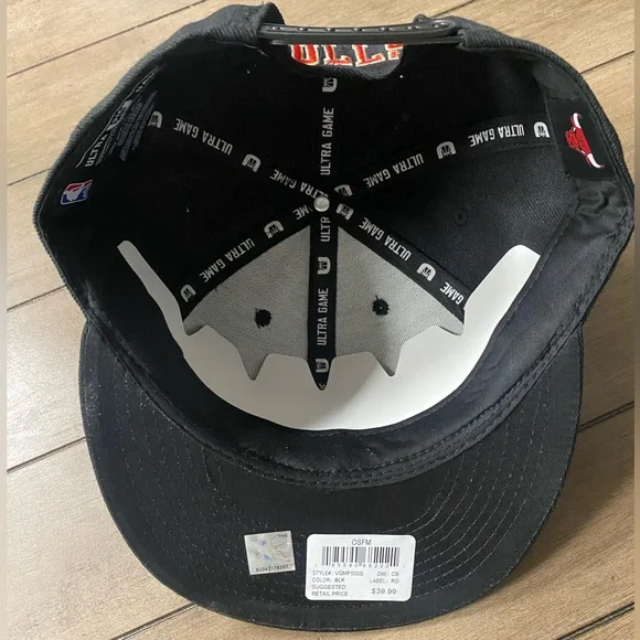 New Chicago Bulls Embroidered Patch SnapBack Hat New with Tags - Picture 11 of 11